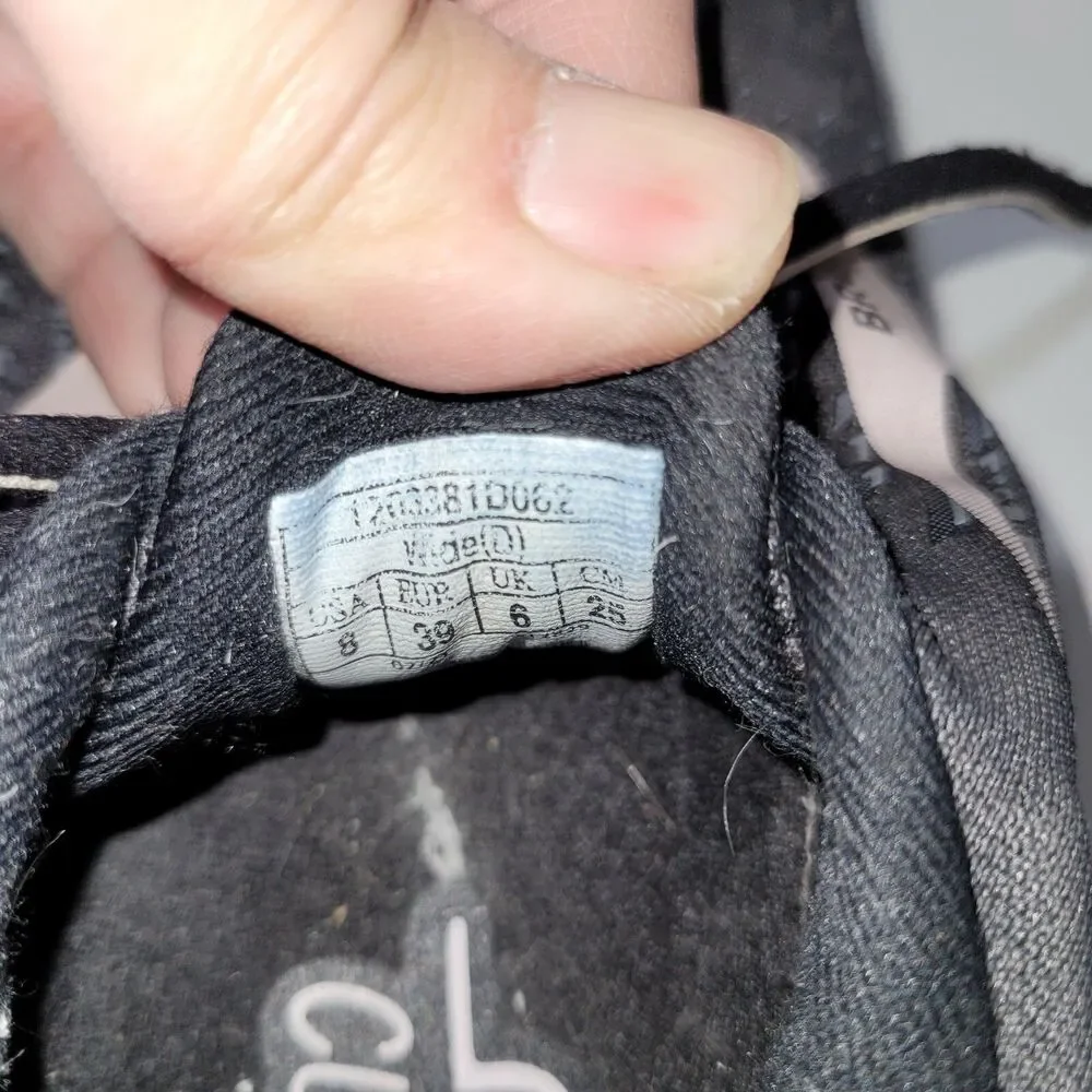 Brooks Women’s Ghost 13, Dark Grey Road Running Shoes, Size 8 Wide.